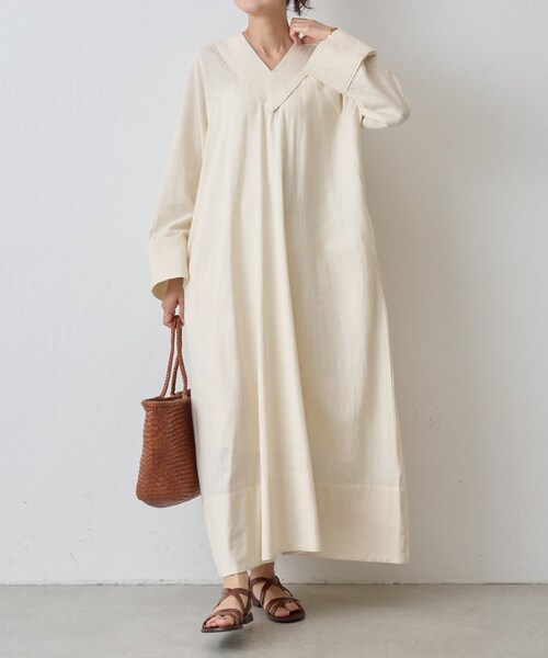 BEARDSLEY（ビアズリー）の「シンプルカフタンワンピース（シャツワンピース・レディース・ブラウン/オフホワイト・F）」の2枚目の写真