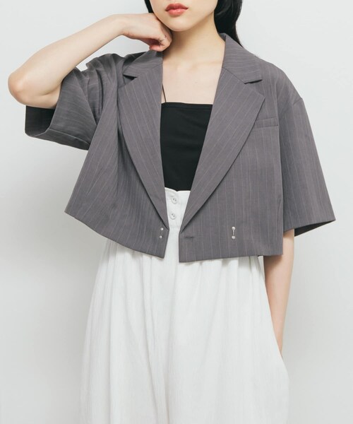 KBF（ケイビーエフ）の「ストライプショートジャケット（テーラードジャケット・レディース・IVORY/CHARCOAL・one）」の13枚目の写真
