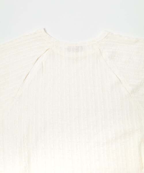 LAATO（ラート）の「lace tee（Tシャツ/カットソー・レディース・パール/シャドウ・Free）」の2枚目の写真