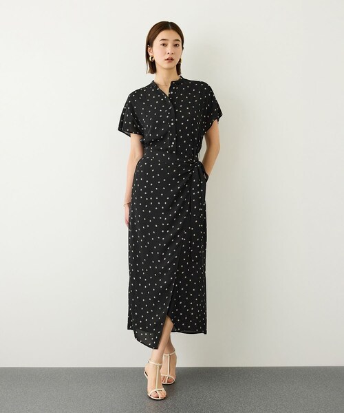 ROPE'(ロペ)の「【DEVEAUX(デヴォー)】ドットラップワンピース/イージーケア(ワンピース・レディース・ブラック系・F)」の3枚目の写真