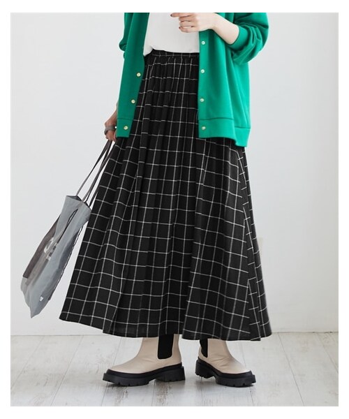 nissen（ニッセン）の「大きいサイズ　素材感あふれる綿混チェック柄ロングスカート（ゆったりヒップ）（スカート・レディース・ネイビー系/黒系/ダークレモンイエロー/モカ系/黒系チェック・L/LL/3L/4L/5L/6L/8L/10L）」の4枚目の写真