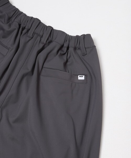 URBAN RESEARCH（アーバンリサーチ）の「Acy　COMFORT JERSEY PANTS（その他パンツ・メンズ・CHARCOAL/BLACK・2/3）」の15枚目の写真