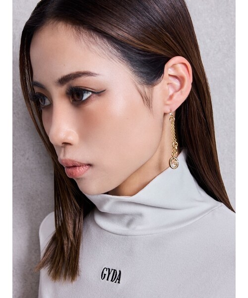 GYDA（ジェイダ）の「JEYSUS GGチャームchainピアス（ピアス（両耳用）・レディース・シルバー/ゴールド・F）」の6枚目の写真