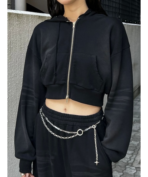 EMODA（エモダ）の「シェービングショートジップフーディ（パーカー・レディース・ライトグレー/グレー/ブラック・F）」の8枚目の写真