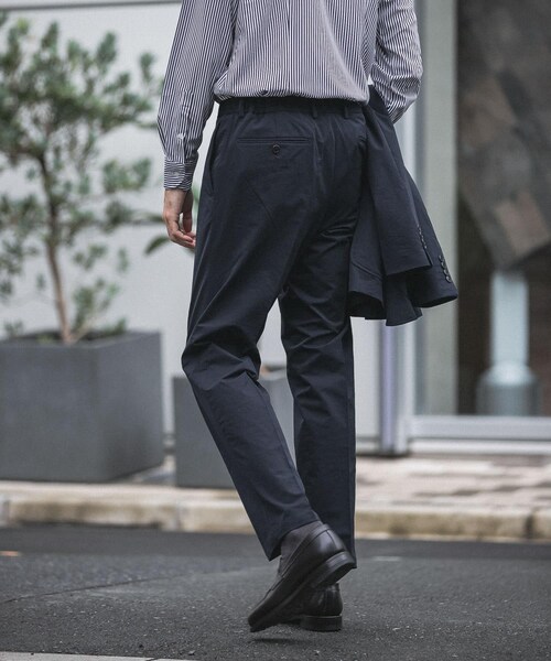 URBAN RESEARCH DOORS(アーバンリサーチドアーズ)の「LIFE STYLE TAILOR Move it アクティブパンツ(スラックス・メンズ・BLACK/NAVY・44/46/48/50)」の19枚目の写真