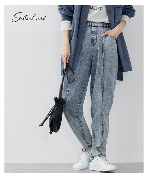 nissen（ニッセン）の「大きいサイズ テーパードストレッチデニムパンツ（ゆったりヒップ）（パンツ・レディース・ウオッシュドブルー(ケミカル)/インディゴブルー/ブラック系(ケミカル)・L/LL/3L/4L/5L/6L/8L/10L）」の5枚目の写真