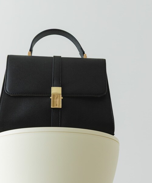 RODE SKO（ロデスコ）の「サブバッグ付フラップハンドバッグ（ハンドバッグ・レディース・NAVY/IVORY/GREIGE/BLACK・one）」の21枚目の写真