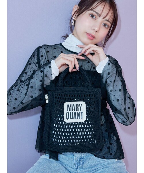MERCURYDUO（マーキュリーデュオ）の「【MARY QUANTコラボ】クロシェ風ロゴバッグ（ショルダーバッグ・レディース・オフホワイト/ブラック/ピンク/グリーン/ブルー・F）」の2枚目の写真