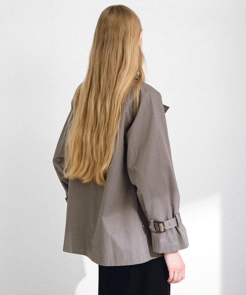 URBAN RESEARCH Sonny Label（アーバンリサーチサニーレーベル）の「撥水ショートトレンチコート（ステンカラーコート・レディース・ベージュ/L.グレー/チャコール・36/38）」の22枚目の写真