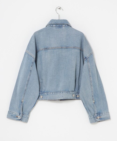 URBAN RESEARCH Sonny Label（アーバンリサーチサニーレーベル）の「Levi’s　LOOSE CROP TRUCKER（デニムジャケット・レディース・S SEASON・S）」の5枚目の写真