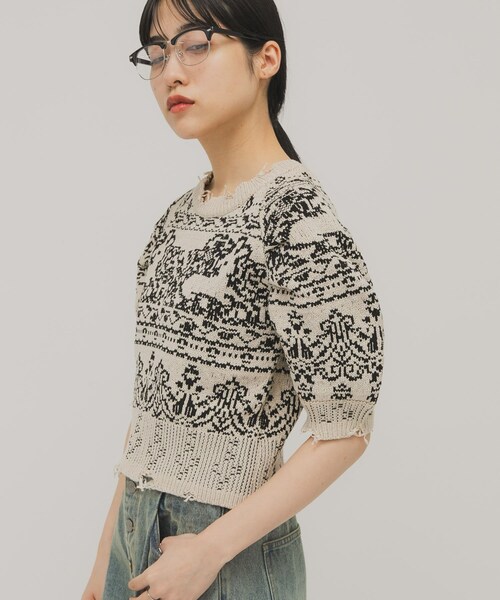 KBF（ケイビーエフ）の「ジャガードハーフスリーブニット（ニット/セーター・レディース・BEIGE/NAVY・One）」の7枚目の写真