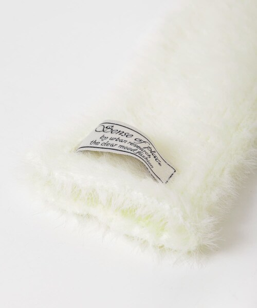 SENSE OF PLACE by URBAN RESEARCH(センスオブプレイスバイアーバンリサーチ)の「シャギーニットグローブ(ベルト・レディース・OFF WHITE/BLACK/YELLOW・one)」の12枚目の写真