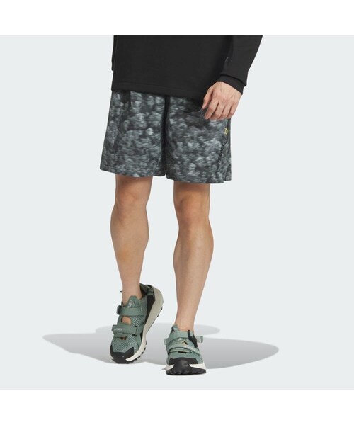 adidas（アディダス）の「ナショナル ジオグラフィック Aeroready 総柄プリントショーツ（パンツ・メンズ・グリーン/シルバーペブル/グレーフォー/グレー・J/S/M/L/XL/2XL/3XL/S/J/XS/2XS/XS/4XL/5XL/6XL/J/2XS/J/4XL/J/5XL）」の3枚目の写真