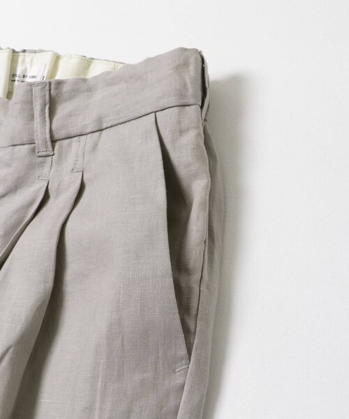 URBAN RESEARCH DOORS(アーバンリサーチドアーズ)の「STILL BY HAND リネンタックテーパードパンツ(その他パンツ・メンズ・TAUPE/CHARCOAL/DARK NAVY・44/46/48)」の8枚目の写真