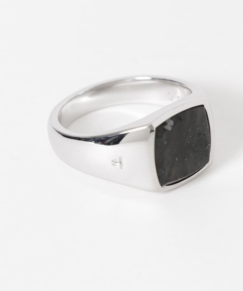 URBAN RESEARCH（アーバンリサーチ）の「TOM WOOD　Kay Ring Black Larvikite（リング・メンズ・S925・54/56/58/60）」の5枚目の写真