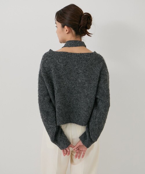 Jayro(ジャイロ)の「チョーカー付き前後2WAYカーディガン(カーディガン/ボレロ・レディース・チャコール/ライトグレー/オフホワイト/ダークブラウン・M)」の10枚目の写真