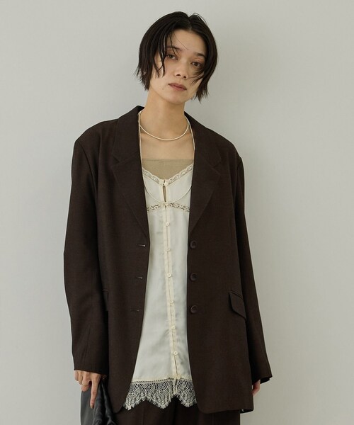 ADAM ET ROPE'(アダムエロペ)の「ビスコースウールエフォートレスジャケット / セットアップ対応(テーラードジャケット・レディース・ブラック/ブラウン・F)」の13枚目の写真