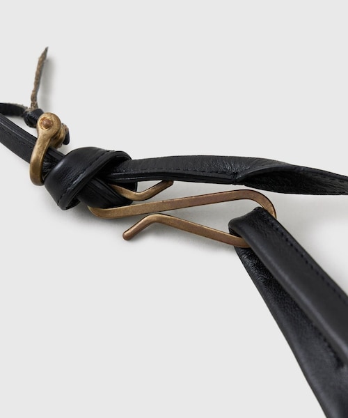 ADAM ET ROPE'(アダムエロペ)の「【NICENESS/ナイスネス】LOWE MIDI(ショルダーバッグ・メンズ・ブラック・F)」の9枚目の写真