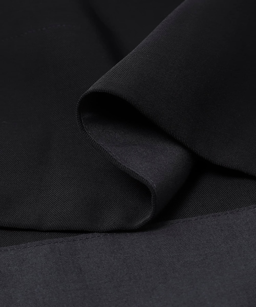 URBAN RESEARCH ROSSO（アーバンリサーチロッソ）の「クールタッチ 吸水速乾キーネックフレアワンピース（ワンピース・レディース・D/NAVY/Y/GOLD・Free）」の15枚目の写真