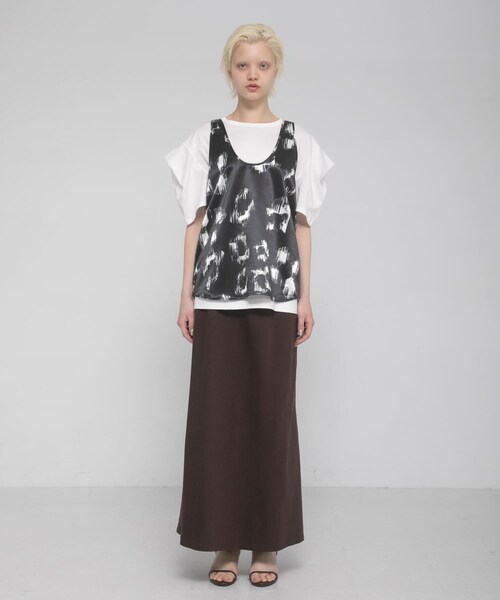 LAATO（ラート）の「tack sleeve tee（Tシャツ/カットソー・レディース・パール/インク/キャメル・Free）」の9枚目の写真