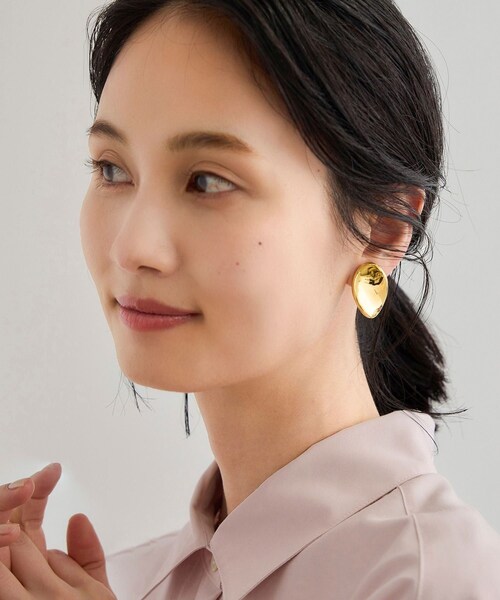 ROPE'（ロペ）の「【WEB限定】【IRIS47(イリス)】blaze earring（イヤリング・レディース・ゴールド/シルバー・F）」の6枚目の写真
