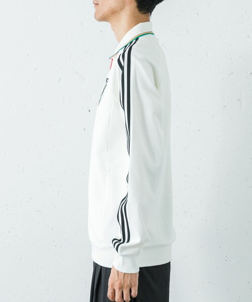 URBAN RESEARCH（アーバンリサーチ）の「adidas　サッカー日本代表 2026 アウェイ アンセムジャケット（テーラードジャケット・メンズ・オフホワイト・L/XL）」の5枚目の写真