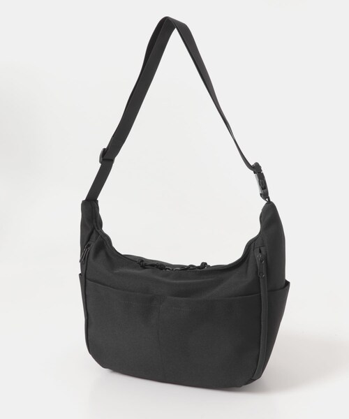 URBAN RESEARCH DOORS（アーバンリサーチドアーズ）の「URD SHOULDER BAG（ショルダーバッグ・メンズ・BLACK/SAGE GRAY・-）」の7枚目の写真