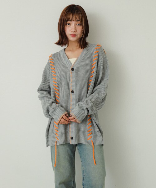 SENSE OF PLACE by URBAN RESEARCH（センスオブプレイスバイアーバンリサーチ）の「『ユニセックス』ブランケットステッチカーディガン（カーディガン/ボレロ・メンズ・L.GRAY/NAVY/PURPLE・M/L）」の8枚目の写真