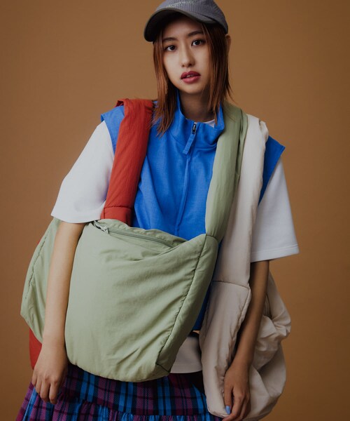 SENSE OF PLACE by URBAN RESEARCH（センスオブプレイスバイアーバンリサーチ）の「『イージーケア/セットアップ対応』リネンライクスタンドカラーWジップベスト（ベスト・メンズ・L.BLUE/CHARCOAL/NAVY・M/L）」の21枚目の写真