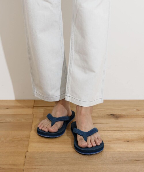 THE GOODLAND MARKET（ザグッドランドマーケット）の「indosole　Pable FLIP FLOPS 1（サンダル・メンズ・Indigo/Black/Sea Salt・7/9/10）」の4枚目の写真