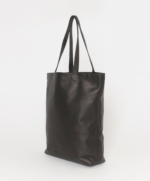 URBAN RESEARCH(アーバンリサーチ)の「AWAK TOTE-grain(トートバッグ・メンズ・BLK-B/BLK-W・One)」の12枚目の写真
