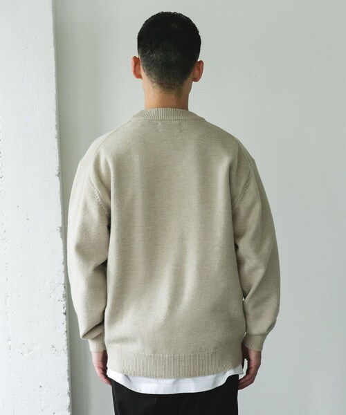 URBAN RESEARCH DOORS(アーバンリサーチドアーズ)の「『別注』PENNEYS×DOORS THE FOX クルーネックスフレニット(ニット/セーター・メンズ・ECRU/CHERRY/NAVY/CHARCOAL・M/L/XL)」の6枚目の写真