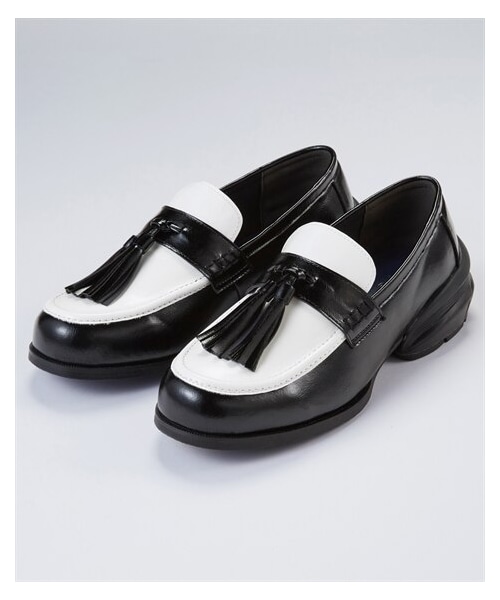 nissen（ニッセン）の「タッセル付ローファーシューズ（ワイズ４Ｅ）ACQUA PALETTE（アクアパレット）（スニーカー・メンズ・黒/黒×白/ダークブラウン・M=23.0~23.5cm/4E/L=24.0~24.5cm/4E/LL=25.0~25.5cm/4E/3L=26.0~26.5cm/4E）」の9枚目の写真