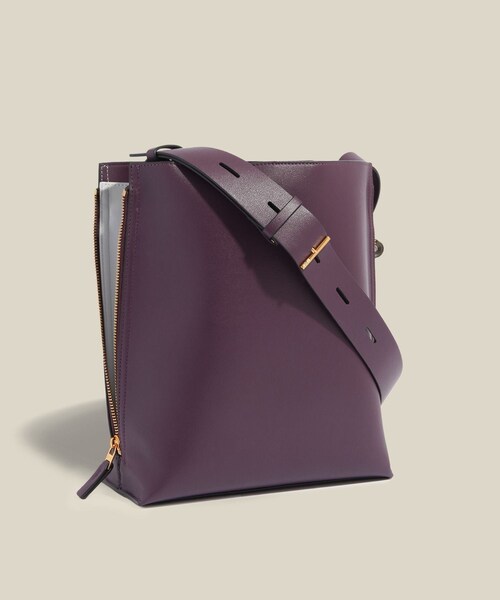 ROPE'（ロペ）の「【E'POR】Y BAG Shoulder Medium【軽量】（ショルダーバッグ・レディース・グレー/パープル・F）」の5枚目の写真