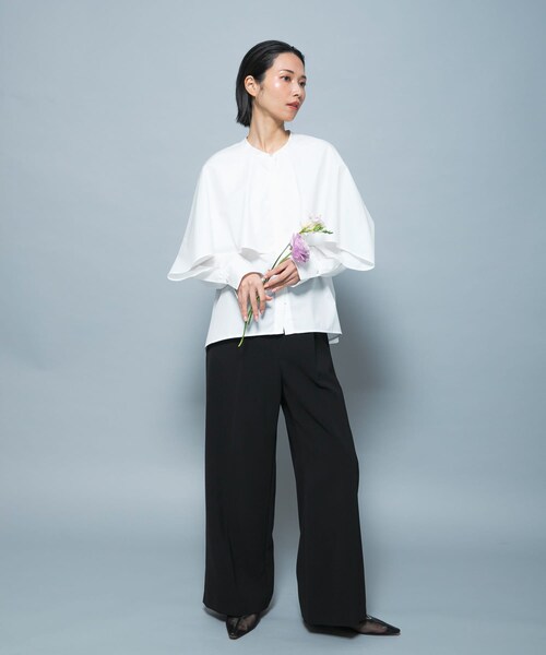 URBAN RESEARCH ROSSO（アーバンリサーチロッソ）の「『別注』CHIGNON×ROSSO　ラッフルシャツブラウス（シャツ/ブラウス・レディース・OWHITE/LBLUE・Free）」の7枚目の写真