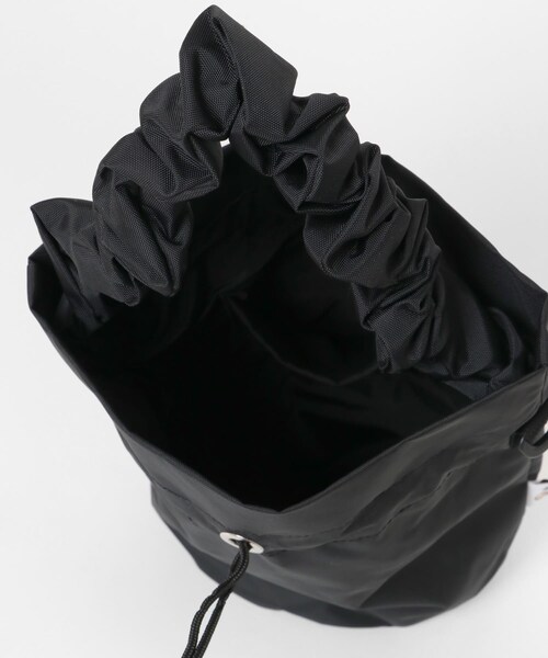 URBAN RESEARCH Sonny Label（アーバンリサーチサニーレーベル）の「DRIFTER　ギャザーハンドルポーチバッグ（その他雑貨・レディース・BLACK/BLUE・one）」の9枚目の写真