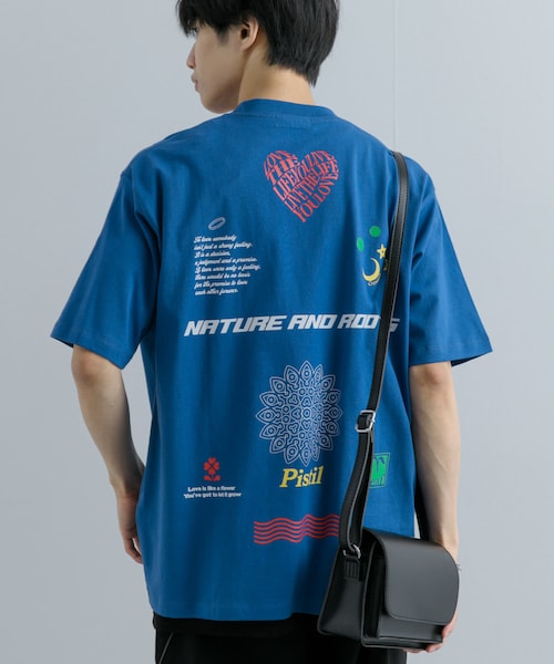 SENSE OF PLACE by URBAN RESEARCH（センスオブプレイスバイアーバンリサーチ）の「ロゴグラフィックTシャツ(5分袖) A（Tシャツ/カットソー・メンズ・WHITE/BLACK/ROYAL BLUE・M/L）」の3枚目の写真