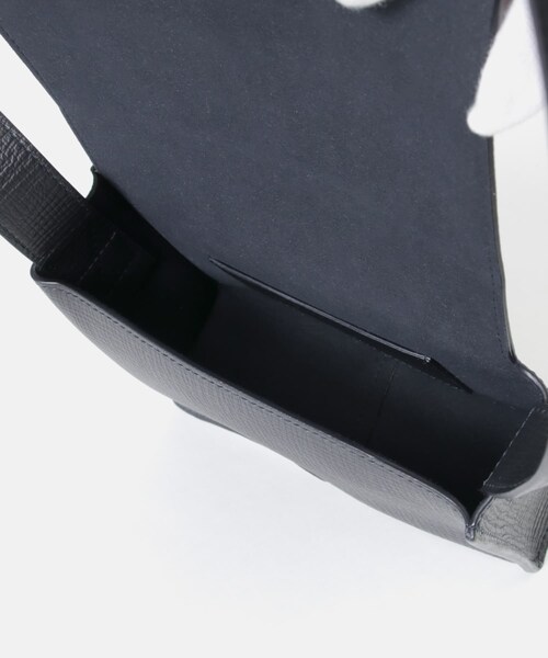 URBAN RESEARCH（アーバンリサーチ）の「STUDIO NICHOLSON　MINI CASE（ハンドバッグ・レディース・PARCHMENT/CONKER/D NAVY/ELEPHANT・FREE）」の16枚目の写真