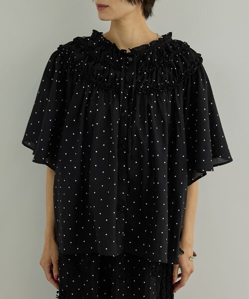 ADAM ET ROPE'(アダムエロペ)の「【WEB先行販売】【crinkle crinkle crinkle】別注ドットコットンブラウス(シャツ/ブラウス・レディース・ブラック系・F)」の16枚目の写真