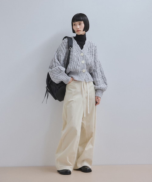ADAM ET ROPE'(アダムエロペ)の「【WEB限定】フラップポケットリュックサック(バックパック/リュック・レディース・ブラック・F)」の8枚目の写真