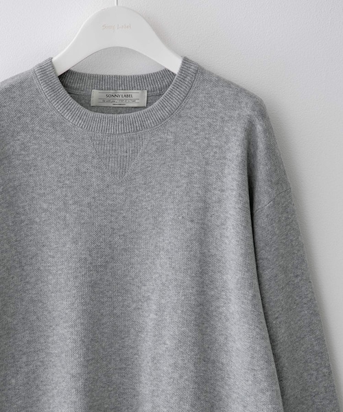 URBAN RESEARCH Sonny Label（アーバンリサーチサニーレーベル）の「スウェットライクニットプルオーバー（ニット/セーター・メンズ・チャコール/グレー/ブラック/グリーン/ダークブラウン・S/M/L/XL）」の2枚目の写真