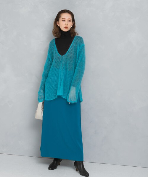 URBAN RESEARCH ROSSO（アーバンリサーチロッソ）の「シアーモヘアVネックプルオーバー（ニット/セーター・レディース・blue/white/yellow・FREE）」の19枚目の写真