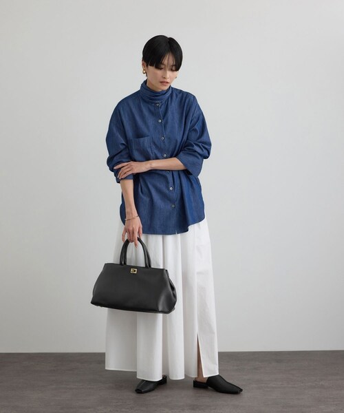 ADAM ET ROPE'(アダムエロペ)の「【WEB限定】【W S(ドゥーブル)】ソフトレザーメタルロックボストン(ハンドバッグ・レディース・ブラック/ブラック系/ベージュ系・F)」の13枚目の写真