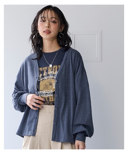 nissen（ニッセン）の「綿混うすカルゆるシルエットＶネックカーディガン（UVカット・吸汗速乾・抗菌防臭・毛玉防止）＜大きいサイズ有＞（カーディガン/ボレロ・レディース・黒/オフホワイト/杢ネイビー/ラベンダー/ライムイエロー/オリーブ・S~M相当/L~LL相当/3L~4L相当/5L~6L相当/8L相当/10L相当）」の9枚目の写真