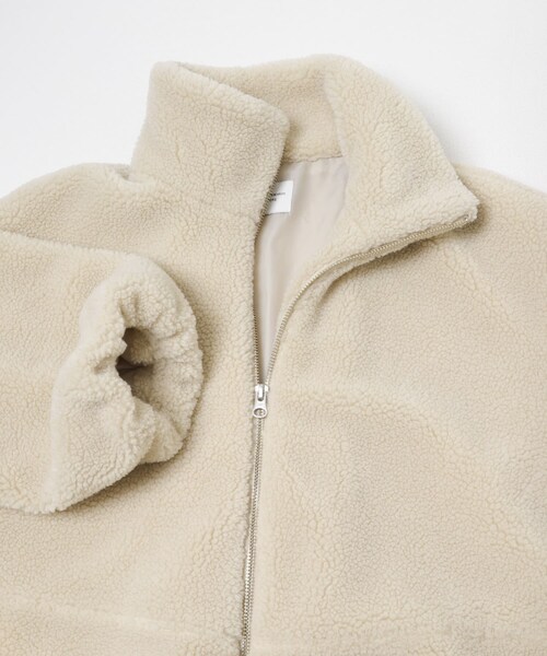 URBAN RESEARCH DOORS(アーバンリサーチドアーズ)の「ZIPボアブルゾン(テーラードジャケット・レディース・OFF/CHARCOAL・Free)」の10枚目の写真