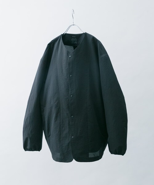 EKAL(エカル)の「『吸水速乾/通気性/軽量』DOT AIR NO COLLOR CARDIGAN(カーディガン/ボレロ・メンズ・ネイビー/ブラック/ブリック・M/L)」の11枚目の写真