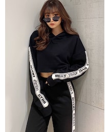 GYDA | 【セットアップ】GYDAラインスリーブショートパーカー(パーカー)