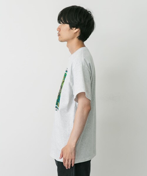 URBAN RESEARCH DOORS（アーバンリサーチドアーズ）の「LIBERTY GRAPHICS　Walk Gently（Tシャツ/カットソー・メンズ・ASH・L/XL）」の4枚目の写真