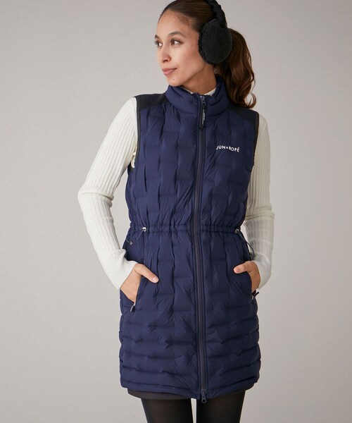 ROPE'（ロペ）の「【撥水】ストレッチナイロン　ダウンワンピース（ワンピース・レディース・ホワイト/ベージュ/ネイビー・L/M/S）」の8枚目の写真