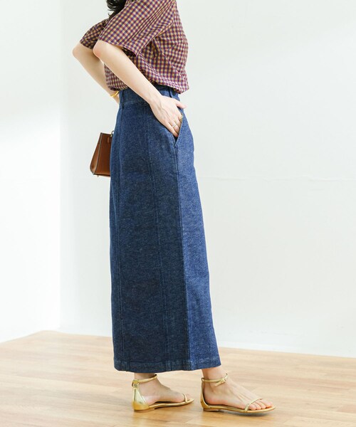 URBAN RESEARCH(アーバンリサーチ)の「綿麻デニムタイトスカート(デニムスカート・レディース・INDIGO/L.BLUE・36/38)」の4枚目の写真